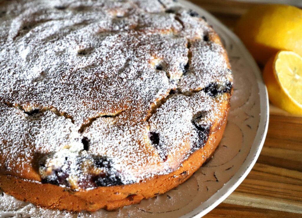 Easy Blueberry Lemon Cake