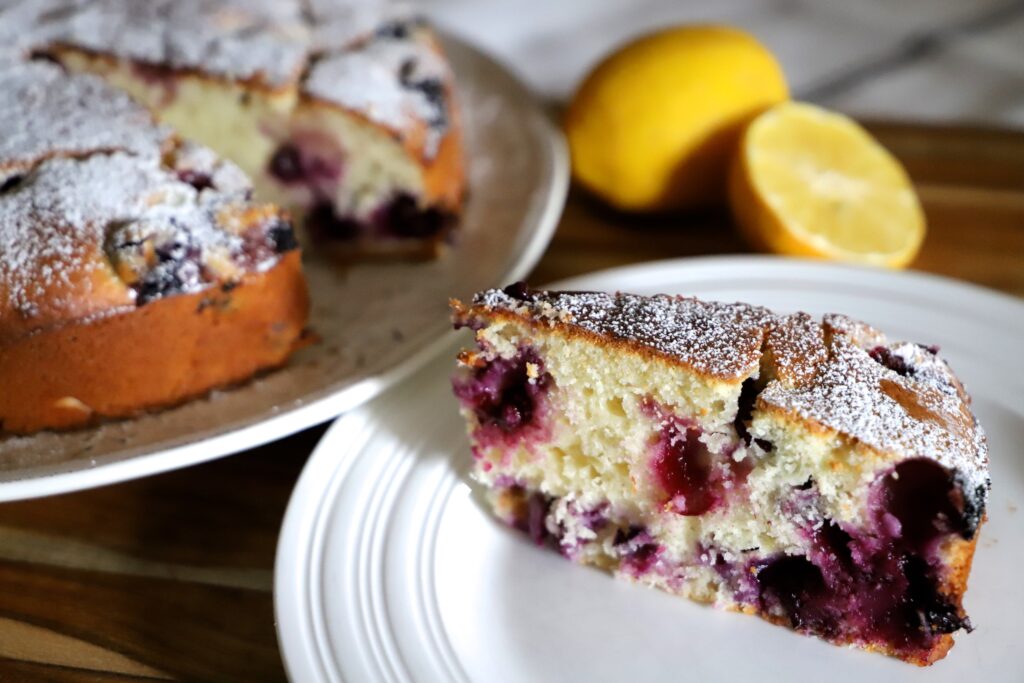Easy Blueberry Lemon Cake