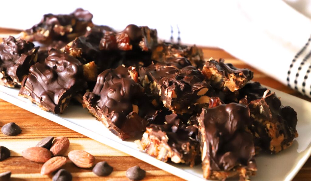 Dark Chocolate Bark with Medjool Dates