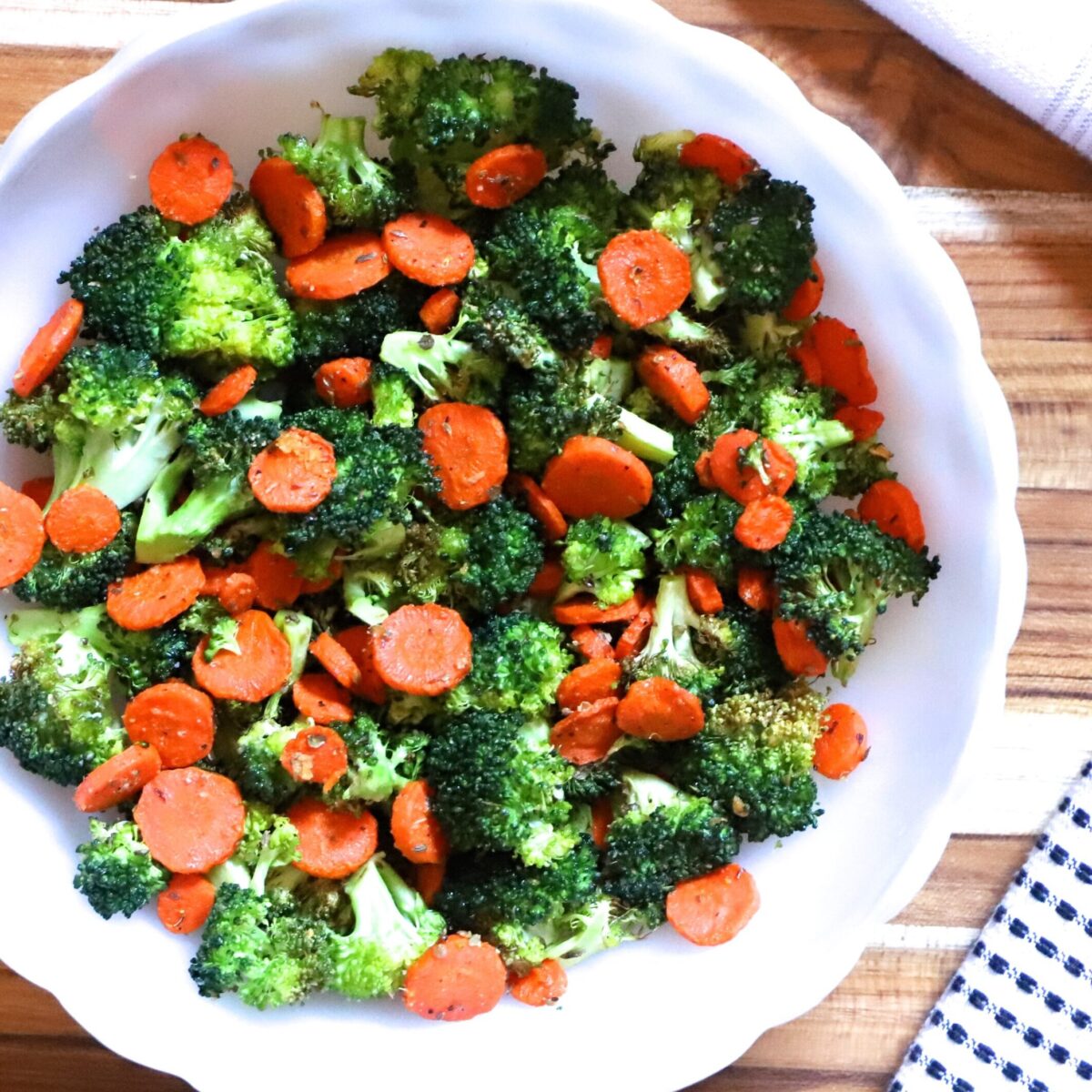 broccoli and carrots in a bowl