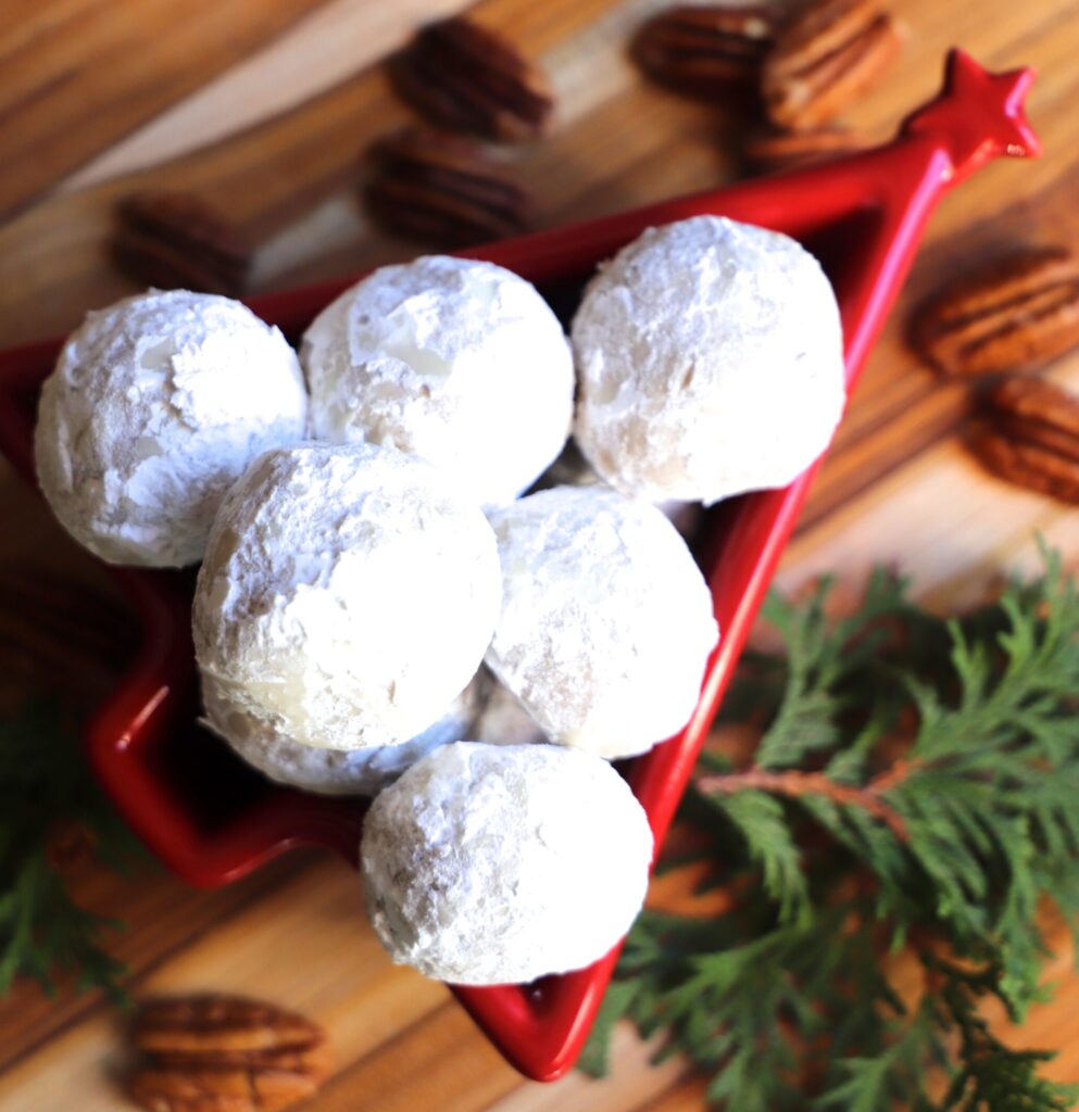 Pecan Snowball Cookies