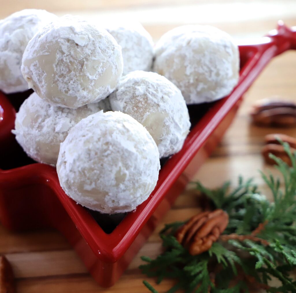 Pecan Snowball Cookies